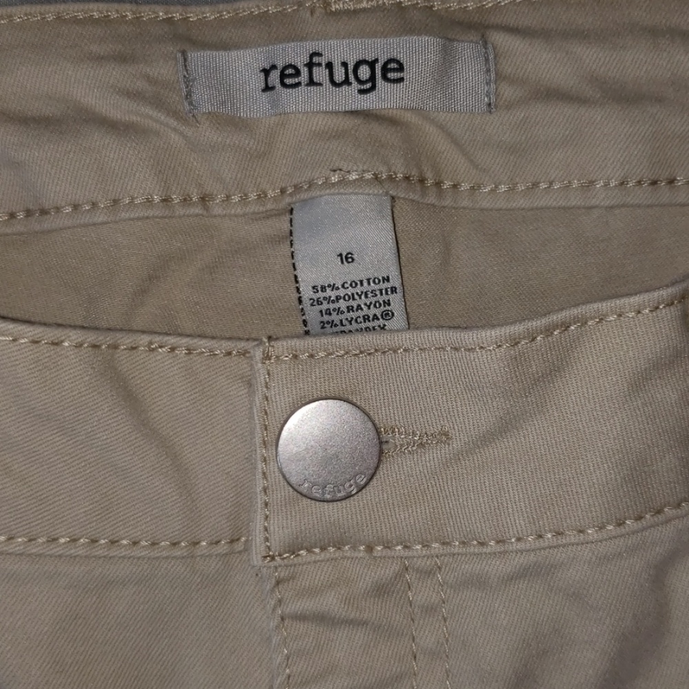 Light brown pants